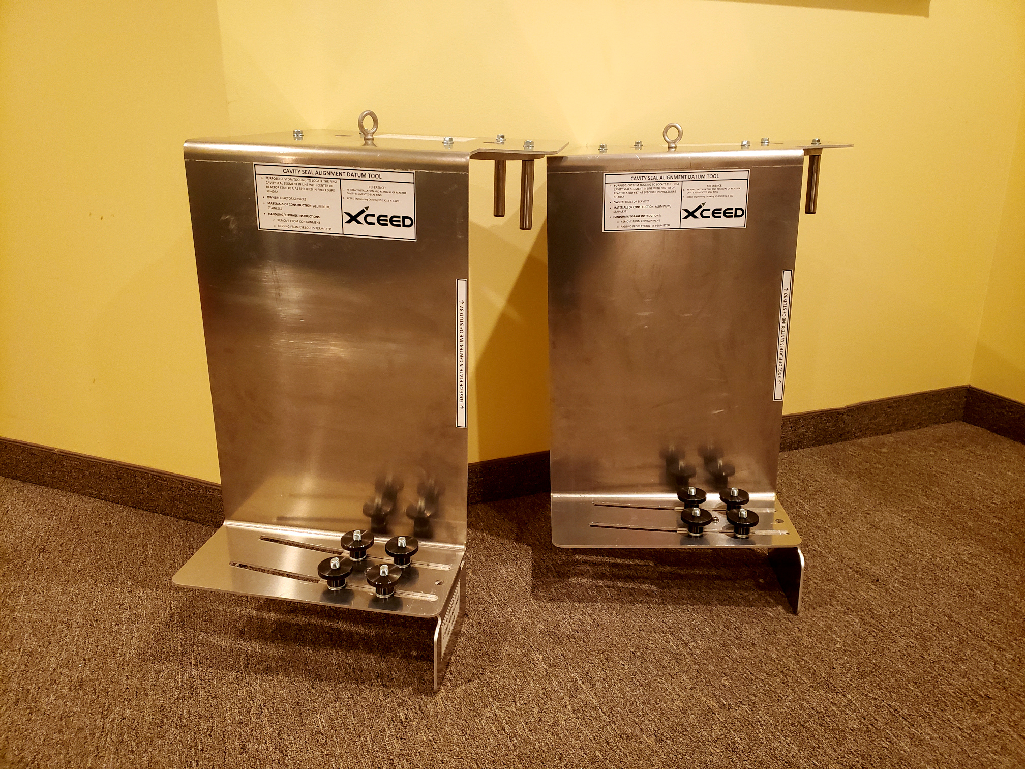 Custom Tools: Reactor Cavity Seal Alignment Tool with Large-Print Instructions Xceed's Custom-Engineered Reactor Cavity Seal Alignment Tool